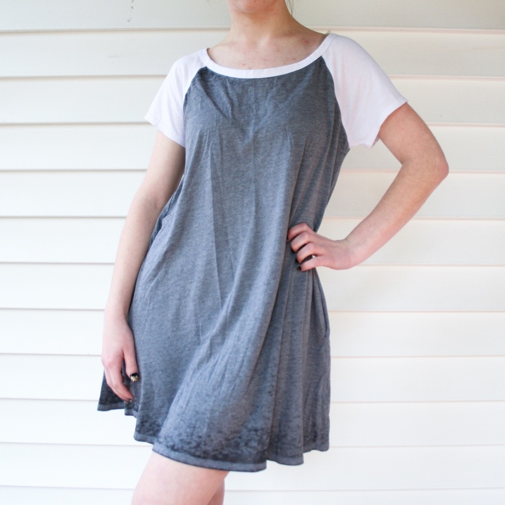 S Grey T-Shirt Dress with Pockets